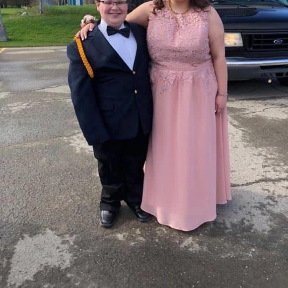 Blush pink plus size prom dress - Picture 2 of 3